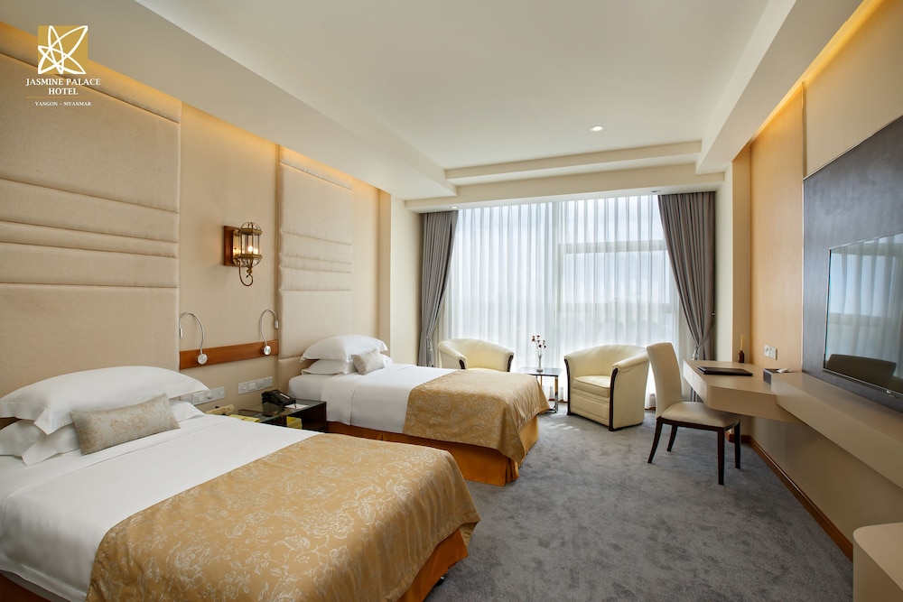 Deluxe Twin Room photo 1
