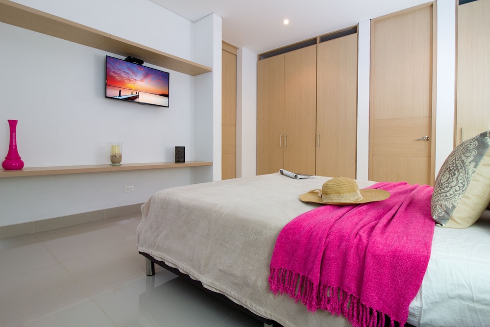 Elite Apartment, 2 Bedrooms, Sea View (Smr293a) photo 1