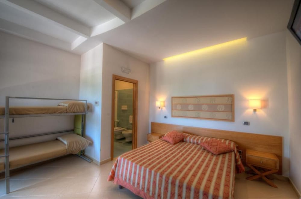Camera Familiare - Dependance - Altro Edificio photo 3