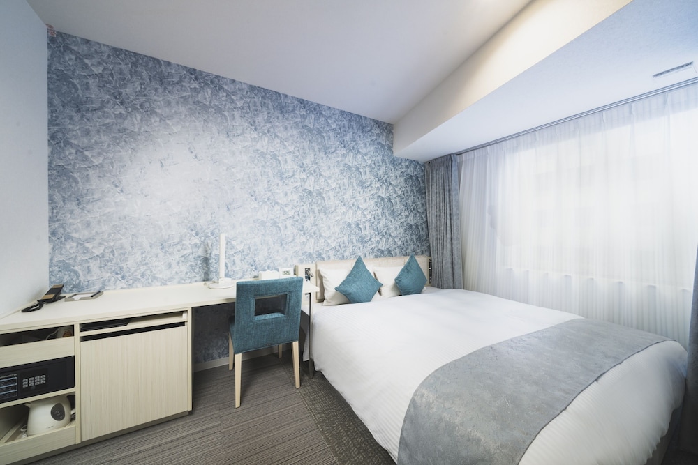 Universal Double Room, Non Smoking - Photo 3