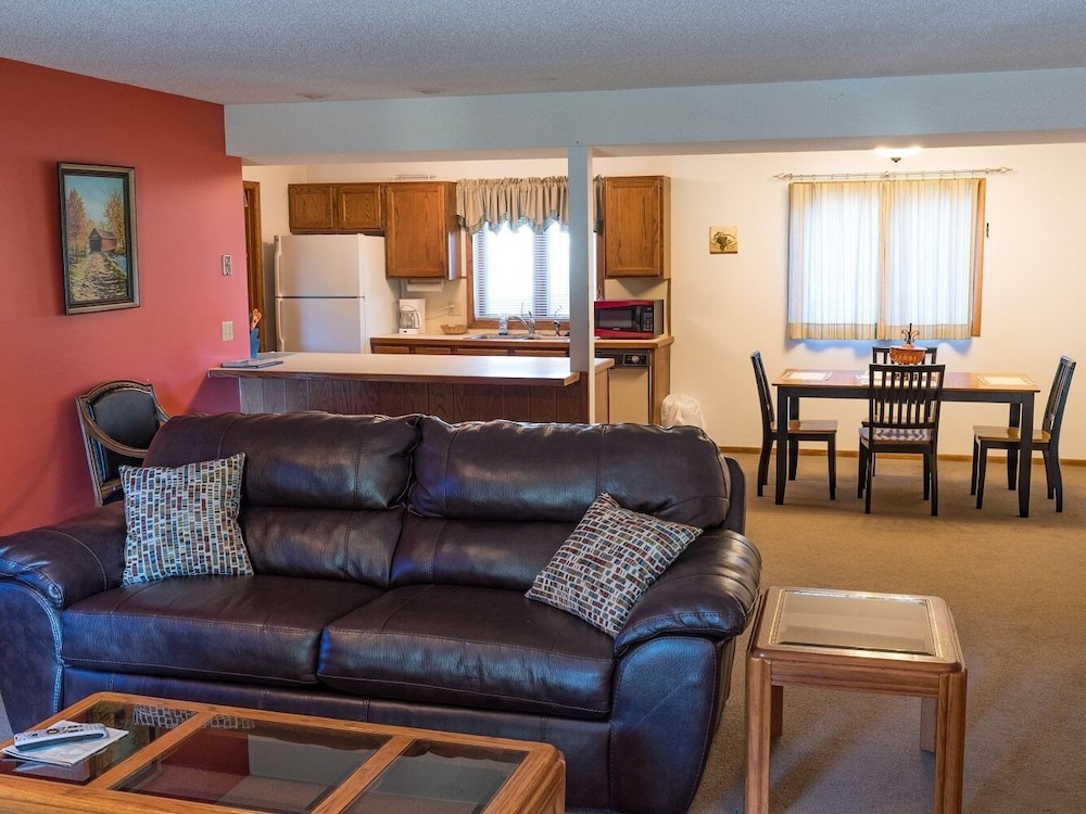 Standard Suite, Ensuite, Golf View (Town House 103) photo 1