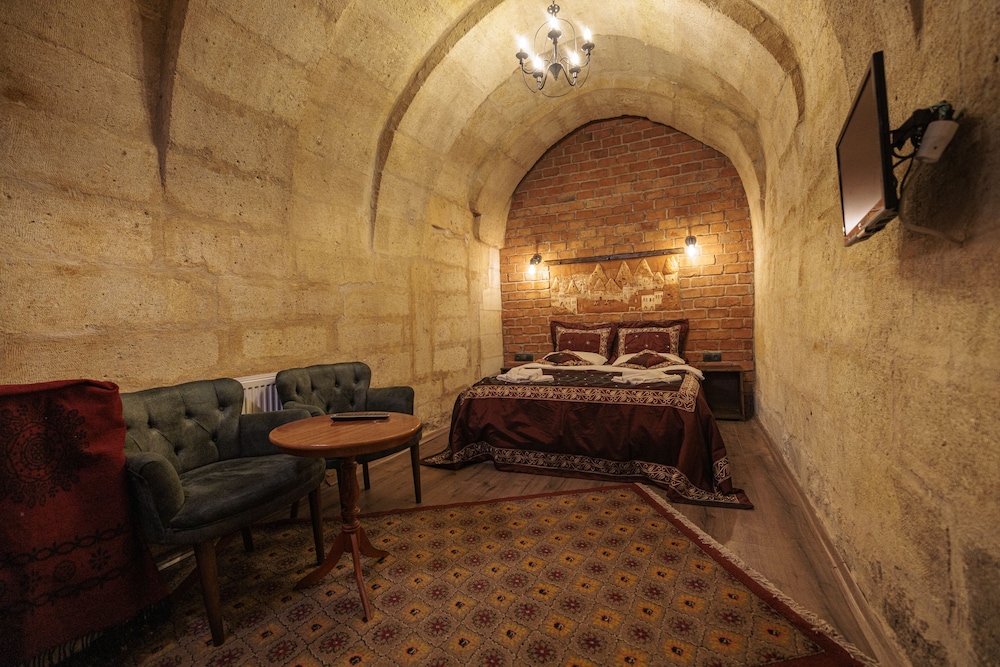Mahzen Oda / Mahzen Room
