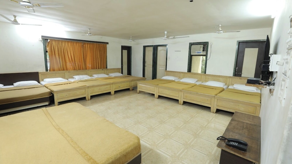 Basic Shared Dormitory