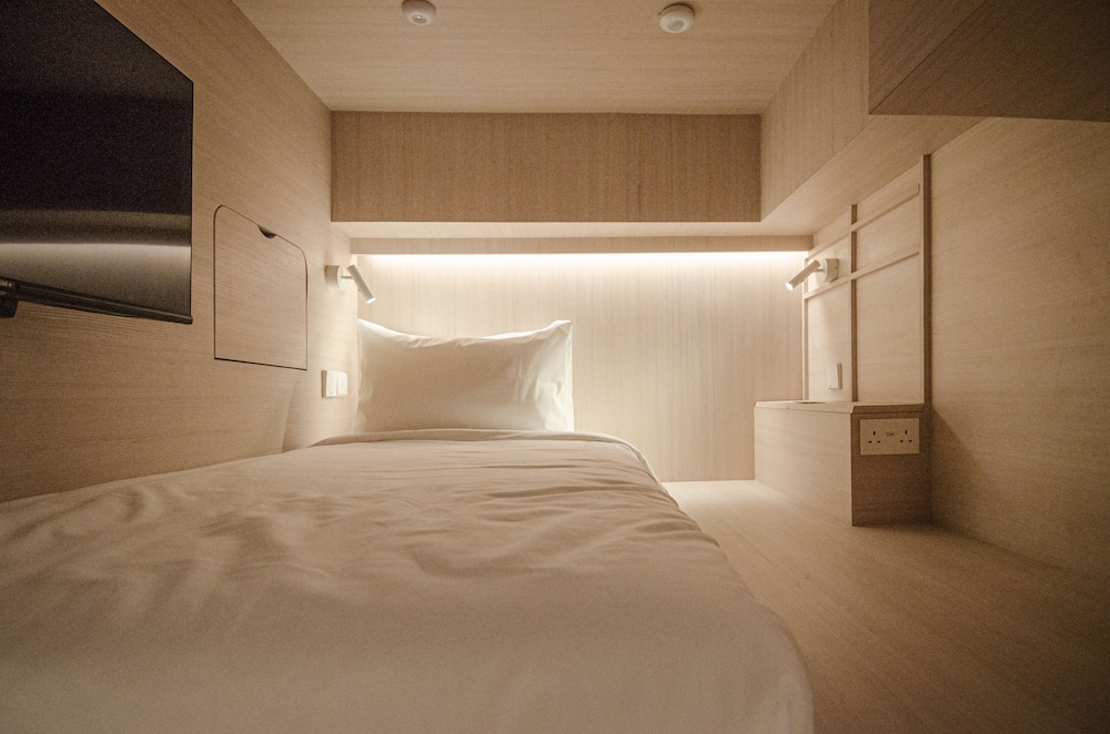 Private Room with 4 Single Capsules photo 3