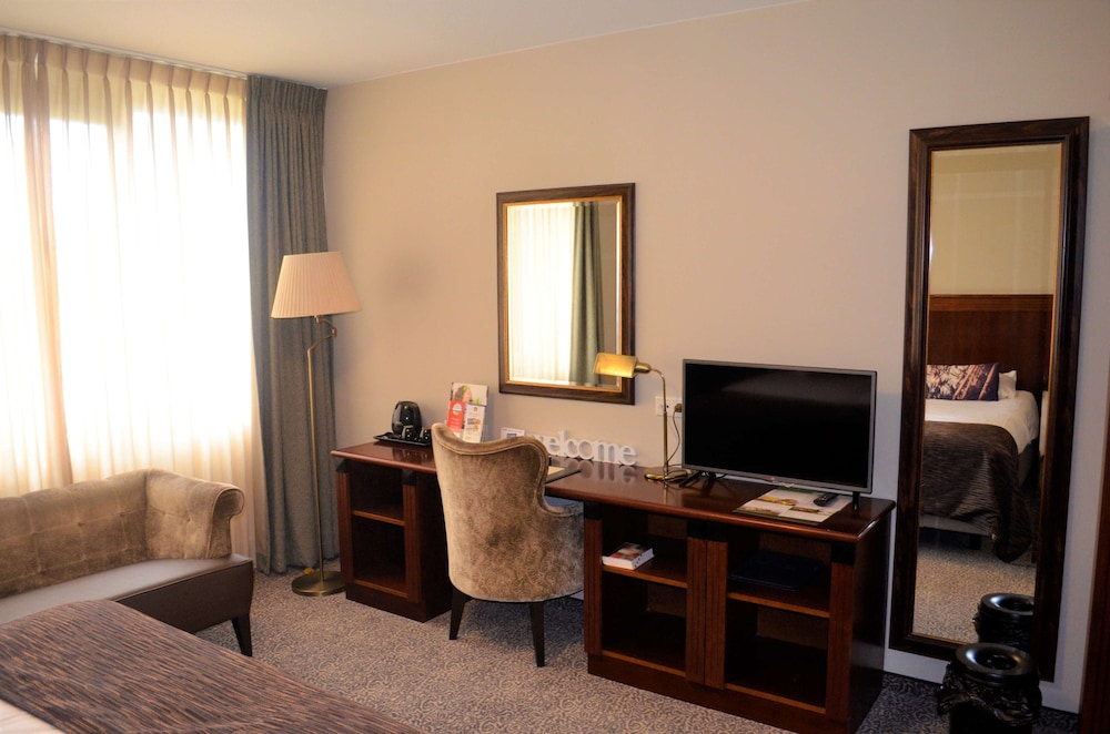 Standard Room, 2 Twin Beds, Non Smoking - Photo 4