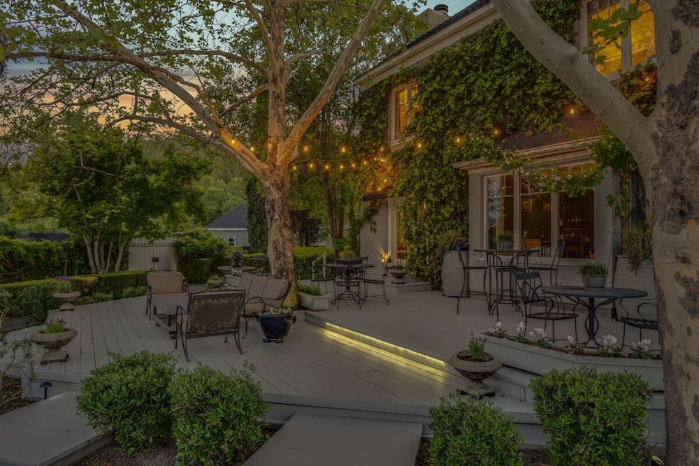 Villa photo 3