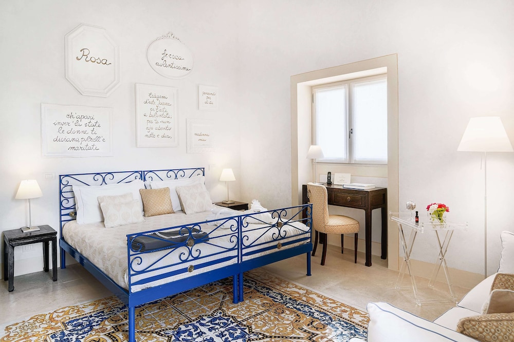 Superior Suite, 2 Bedrooms, Pool Access, Garden View