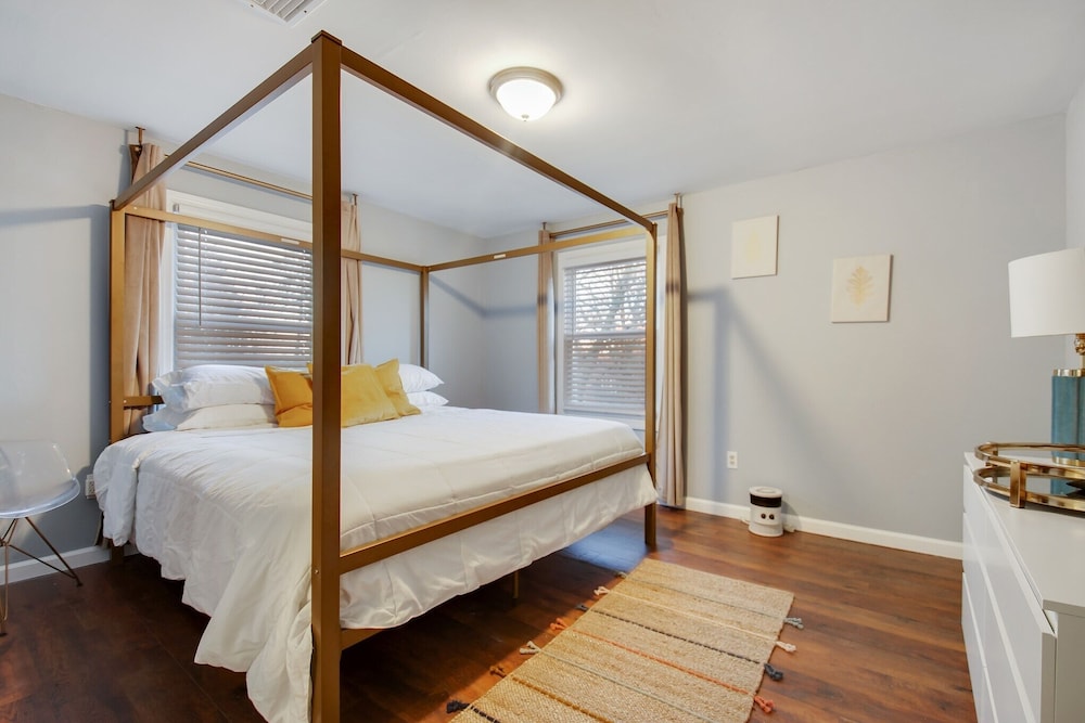 Townhome, 3 Bedrooms photo 2