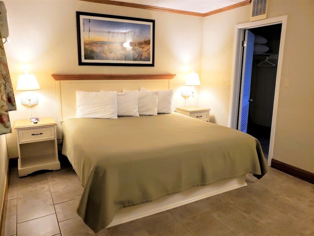 Suite, Ground Floor