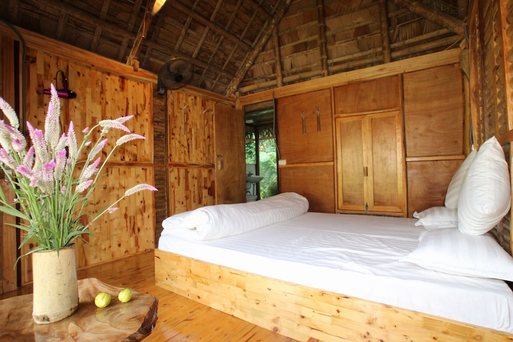 Design Bungalow, 1 Bedroom, Private Bathroom, River View photo 1