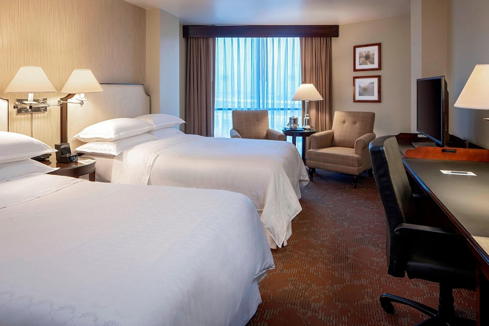 Club Room, 2 Double Beds - Photo 1
