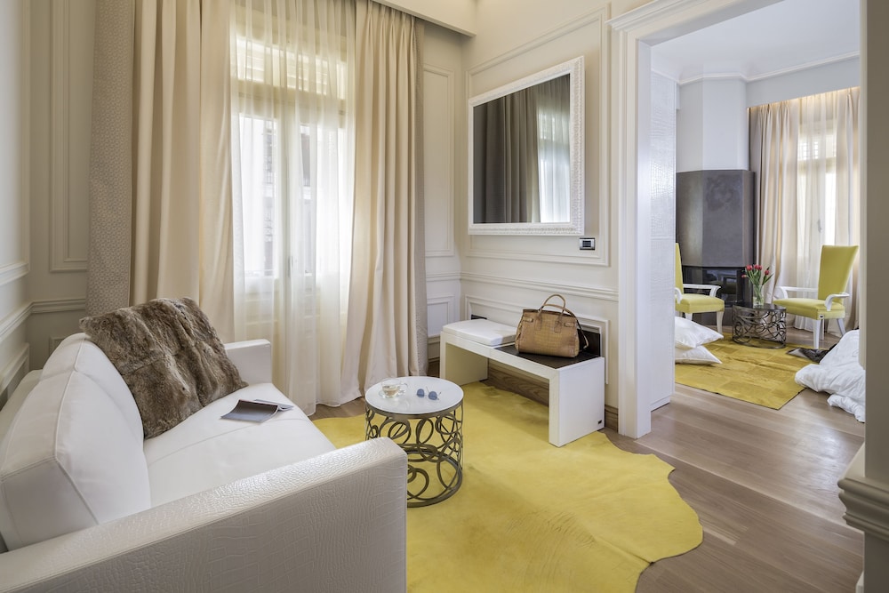 Deluxe Room (Family) photo 3
