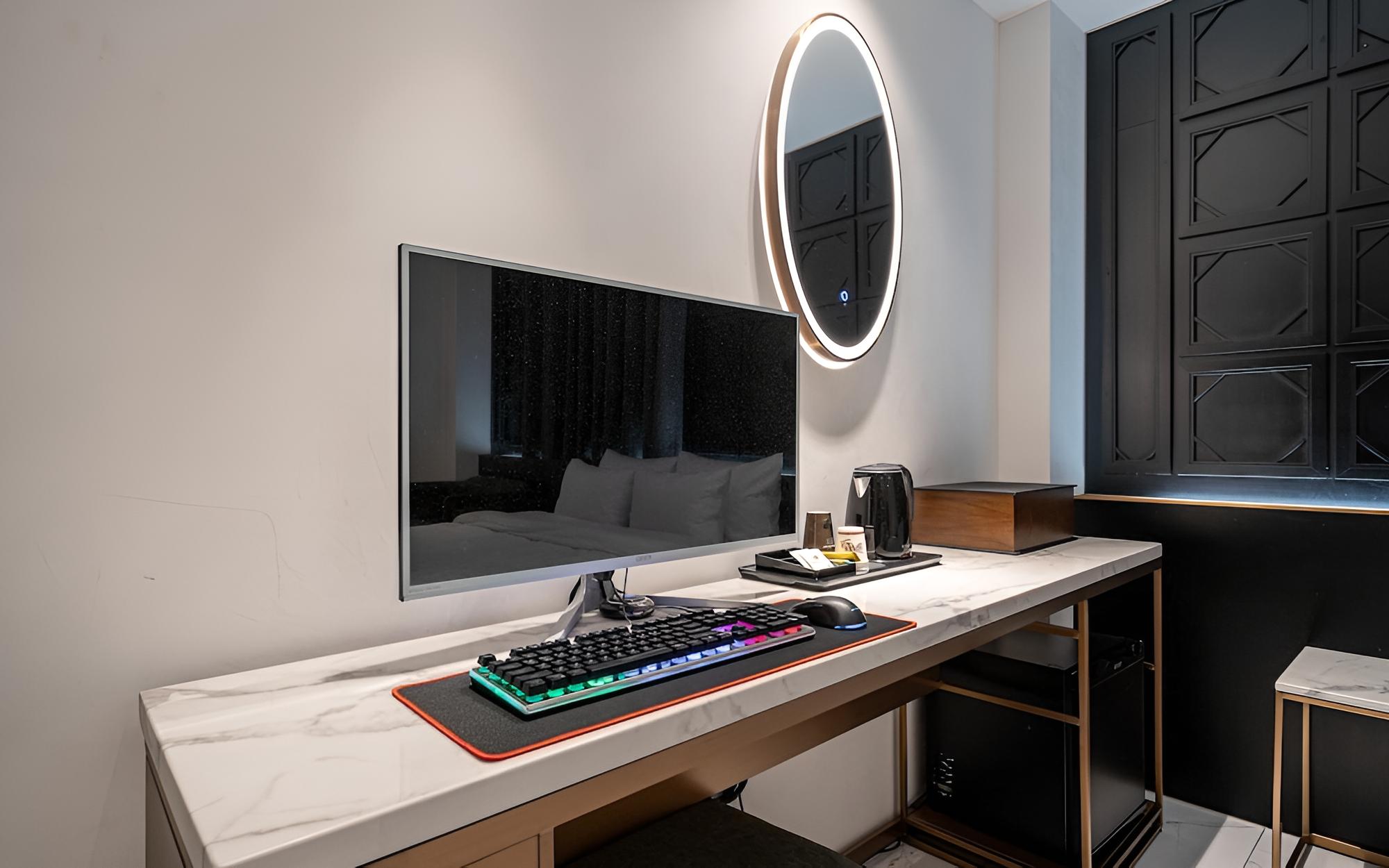 Room (Deluxe Premium (Gaming PC OTT Bathtub) photo 2