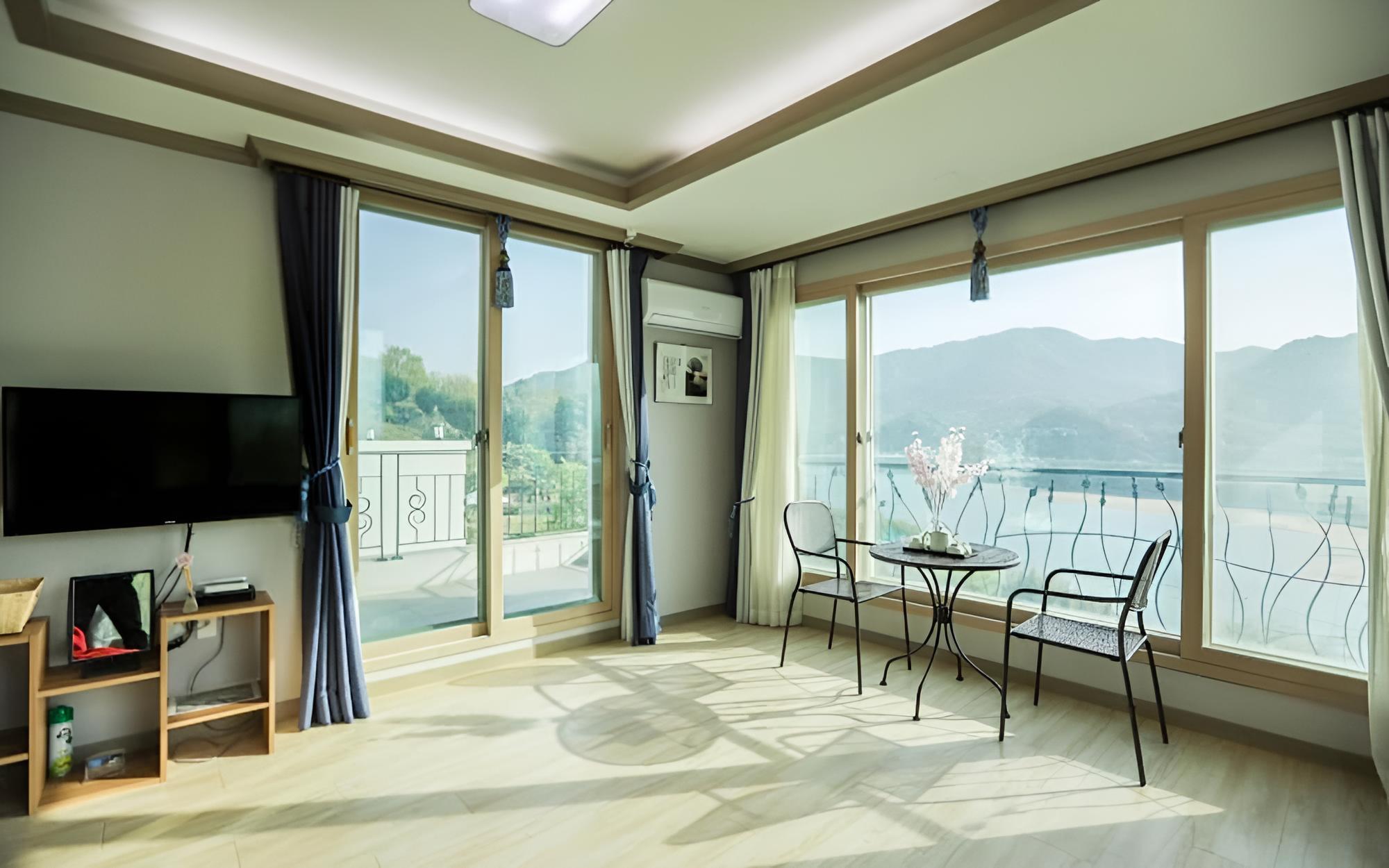 Room (Bamboo Tea Garden (River View Mountai) photo 2