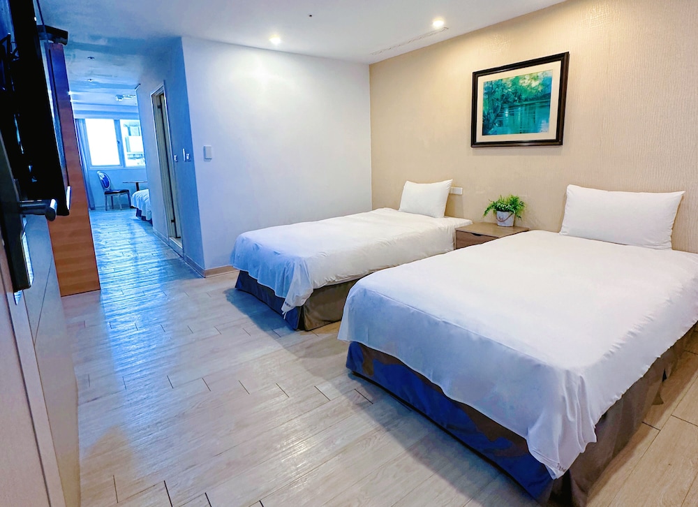 Deluxe Quadruple Room