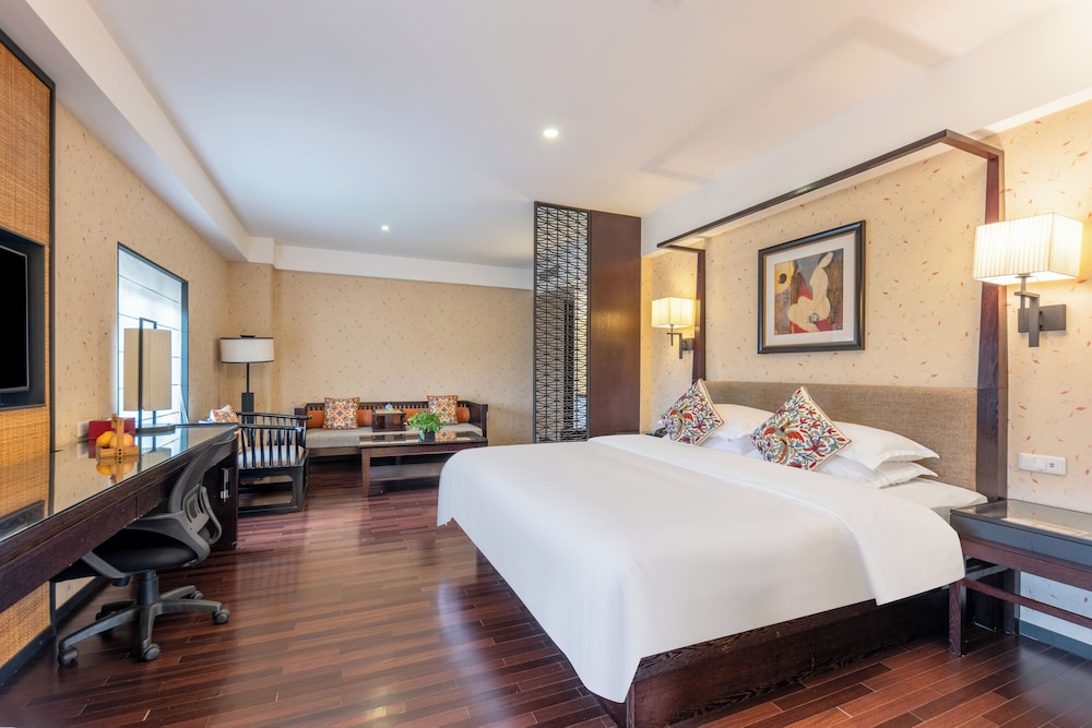 Executive King Room
