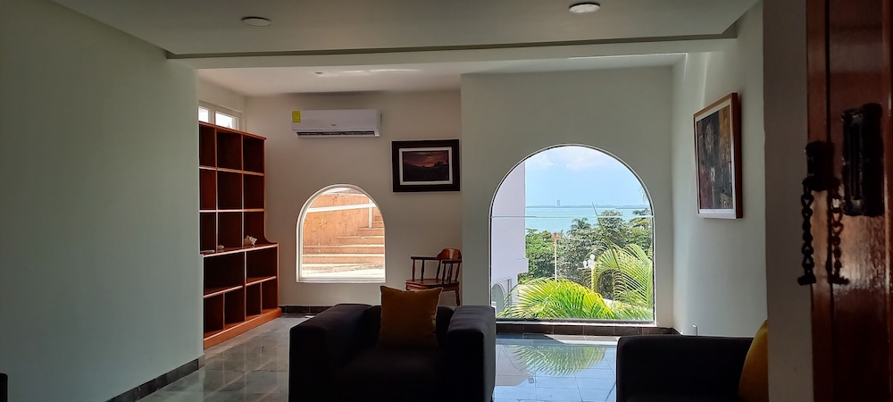 Two Bedroom Ocean View with Pool - Photo 8