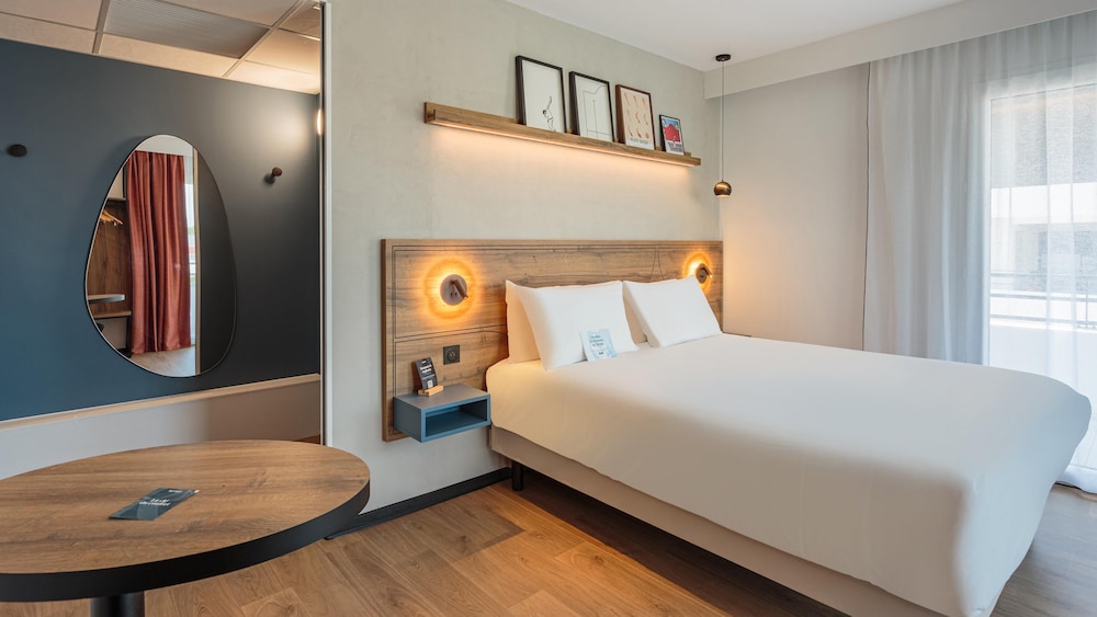 Family Room, Multiple Beds (Superior)