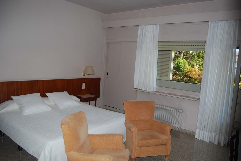 Habitación Doble Estándar con Vista al Jardín