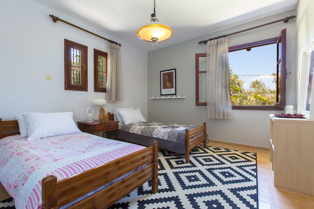 Family Villa, Multiple Beds, Non Smoking photo 2