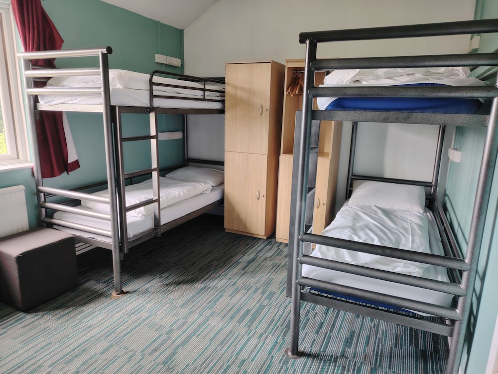 Shared Dormitory, Women only, Shared Bathroom (Sleeps 6) photo 3