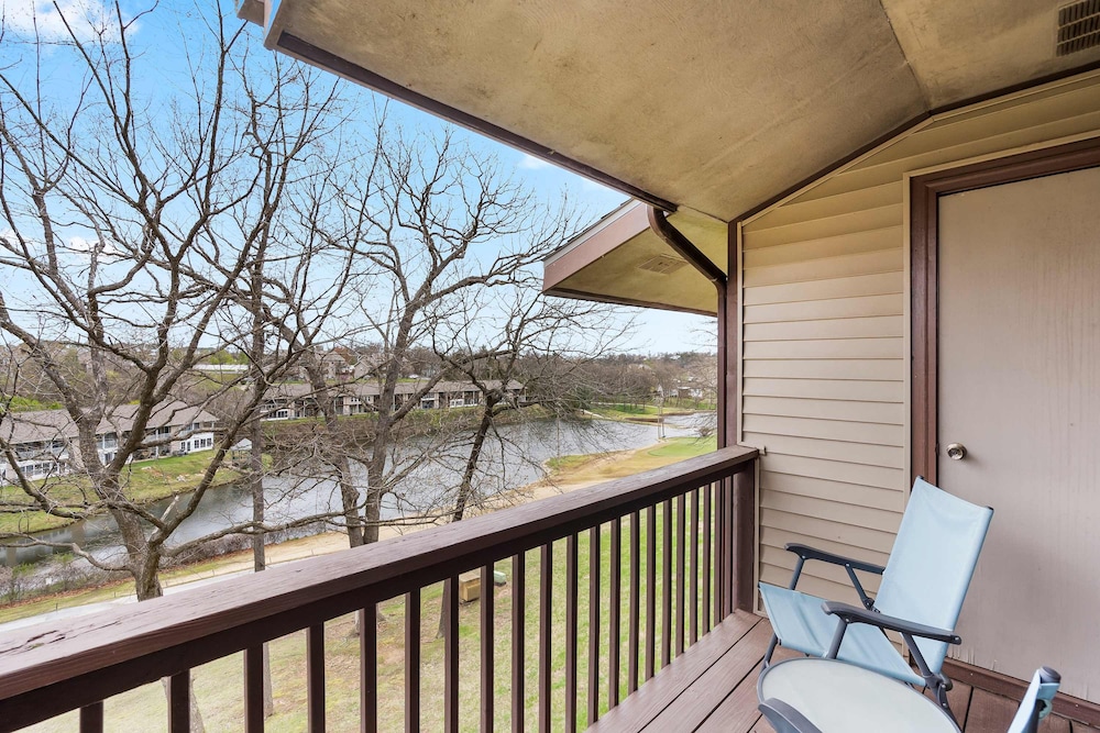 Condo, 1 King Bed with Sofa bed, Balcony, Golf View (Great Day)
