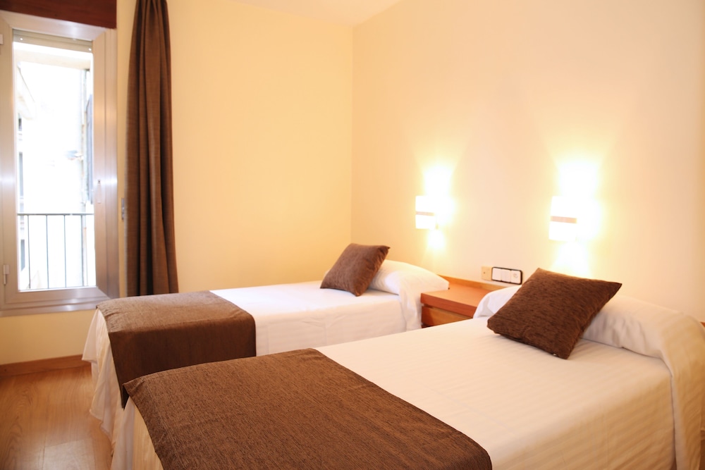 Elite Apartment, Multiple Beds, City View (APARTAMENTO 3-4 PAX TERRAZA) photo 3