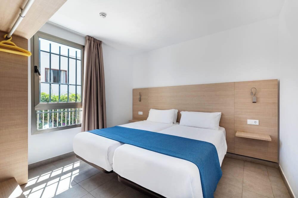 Apartamento Clásico de Una Habitacion, Terraza - Buganvilla 2 Adultos +18 Años