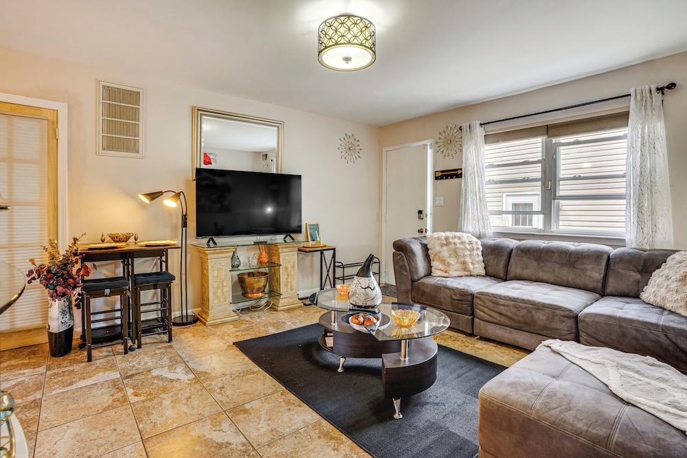 Apartment (2 Bedrooms)