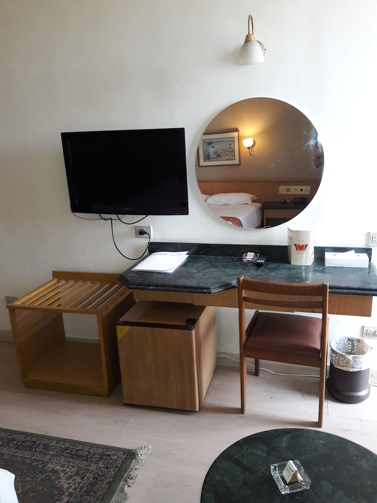 Standard Room photo 2