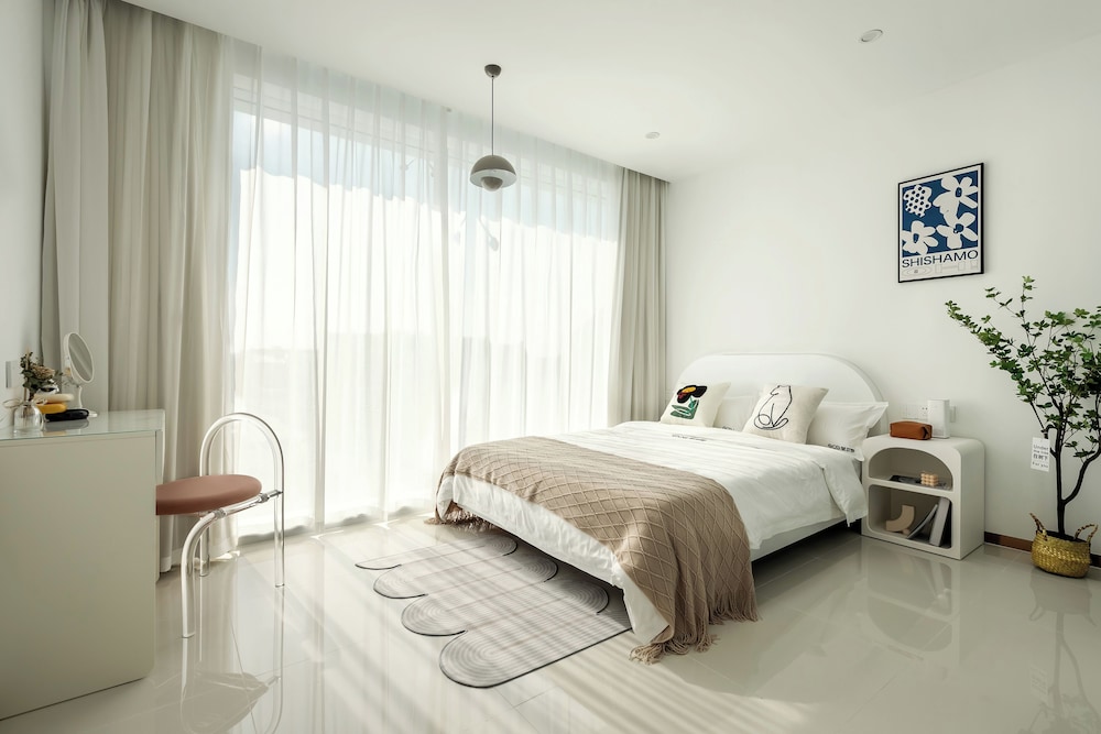 Superior Double Room, Courtyard View