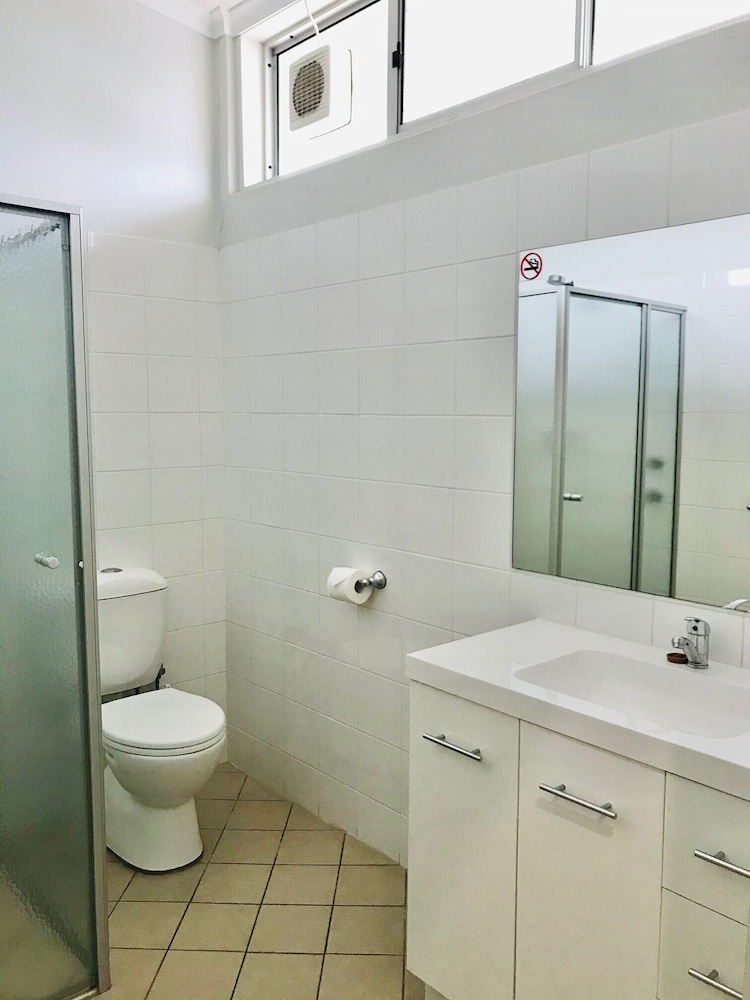 Deluxe Double Room, 1 King Bed, Ground Floor photo 2