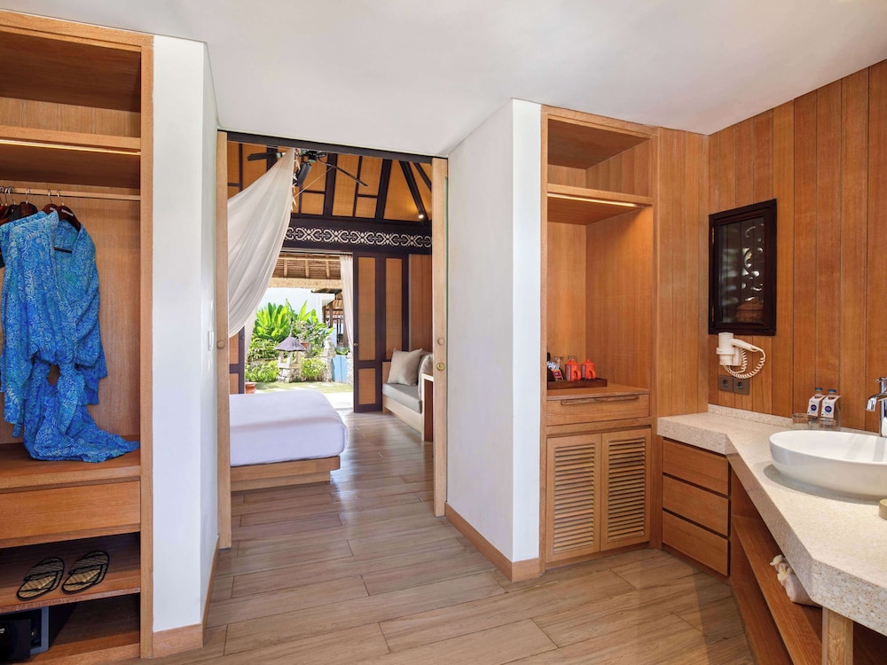 Beach Cabana, Beach Wing, Garden View - Photo 3
