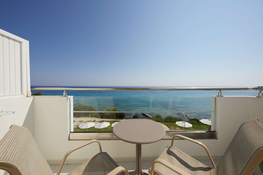 Junior Suite, Balcony, Sea View (1 Adult - My Favorite Club) - Photo 4