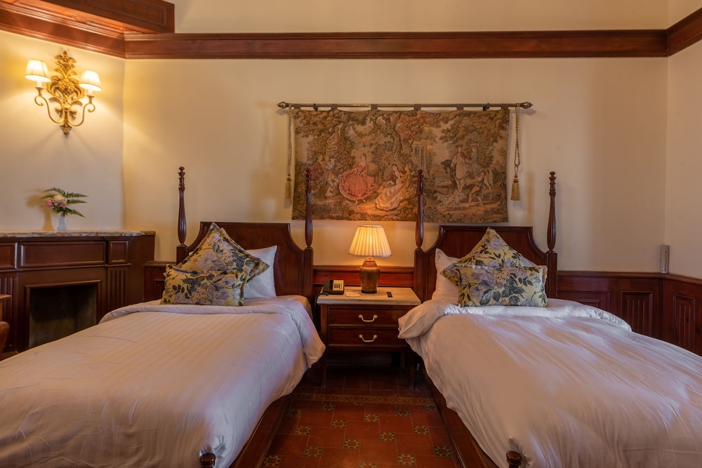 Standard Twin Room - Photo 1