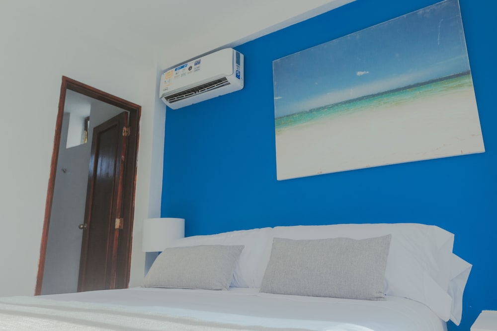 Superior Room, 1 King Bed, Ocean View photo 3