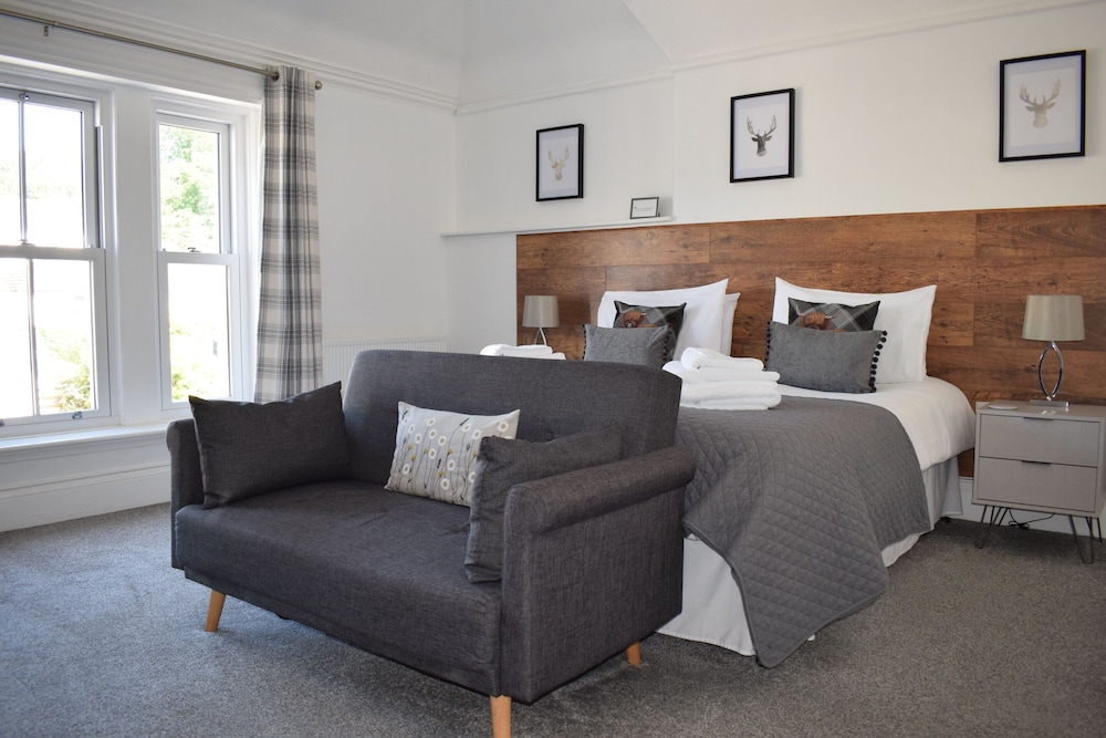 Deluxe Double Room, Ensuite (Willow) photo 1