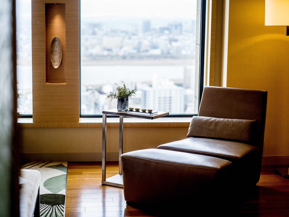 Premium Room, 2 Twin Beds, Accessible, City View - Photo 4