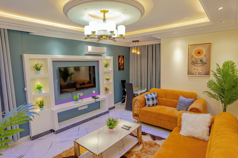 Comfort Suite, Balcony, City View