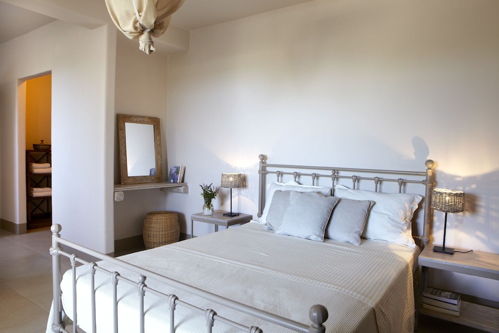 Luxury Villa, 2 Bedrooms, Sea View