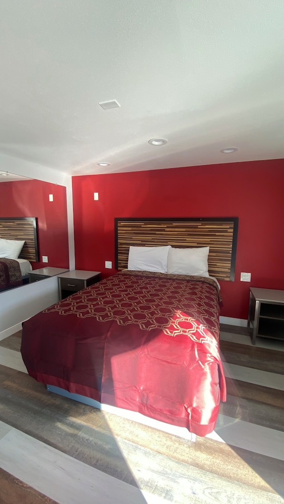 Basic Double Room photo 1