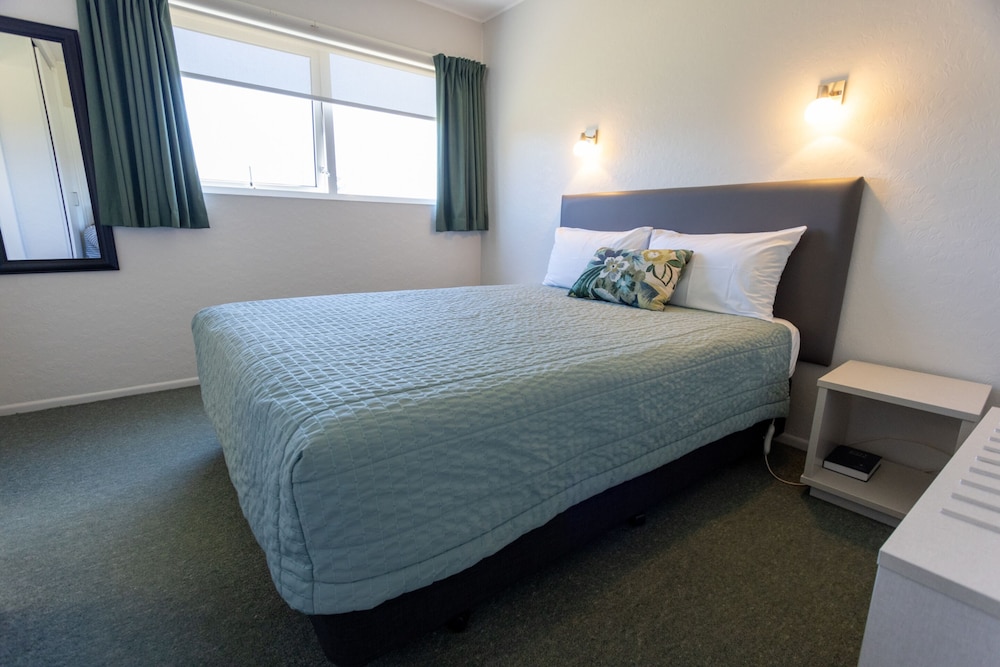 Self-Contained Family Unit 2 photo 2