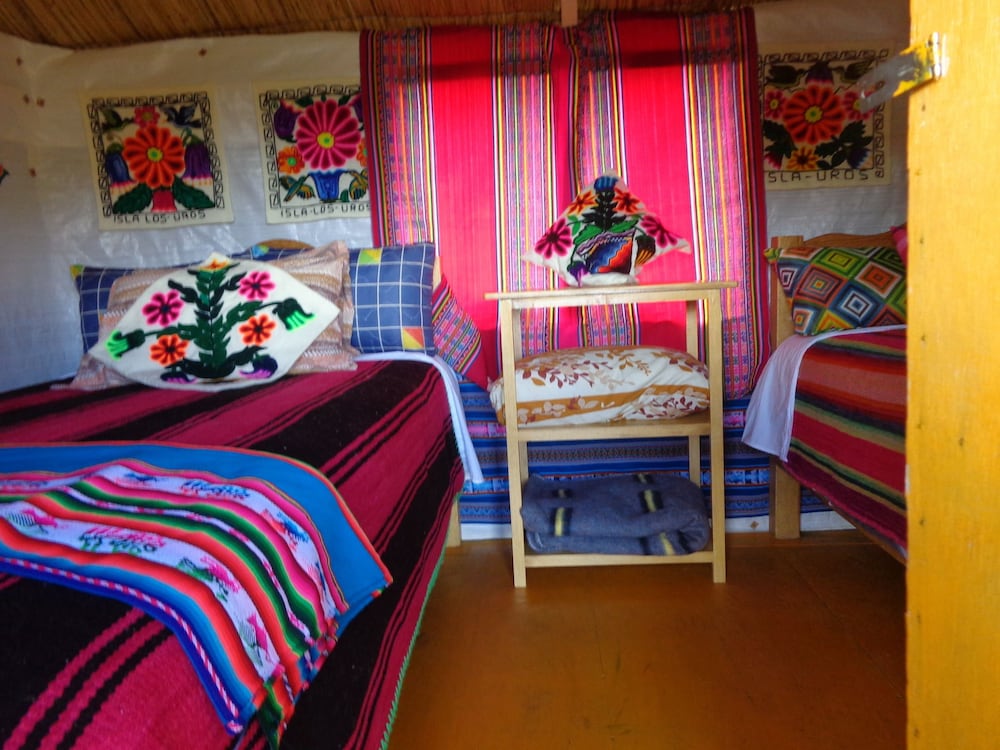 Twin Room, 2 Twin Beds, Lake View