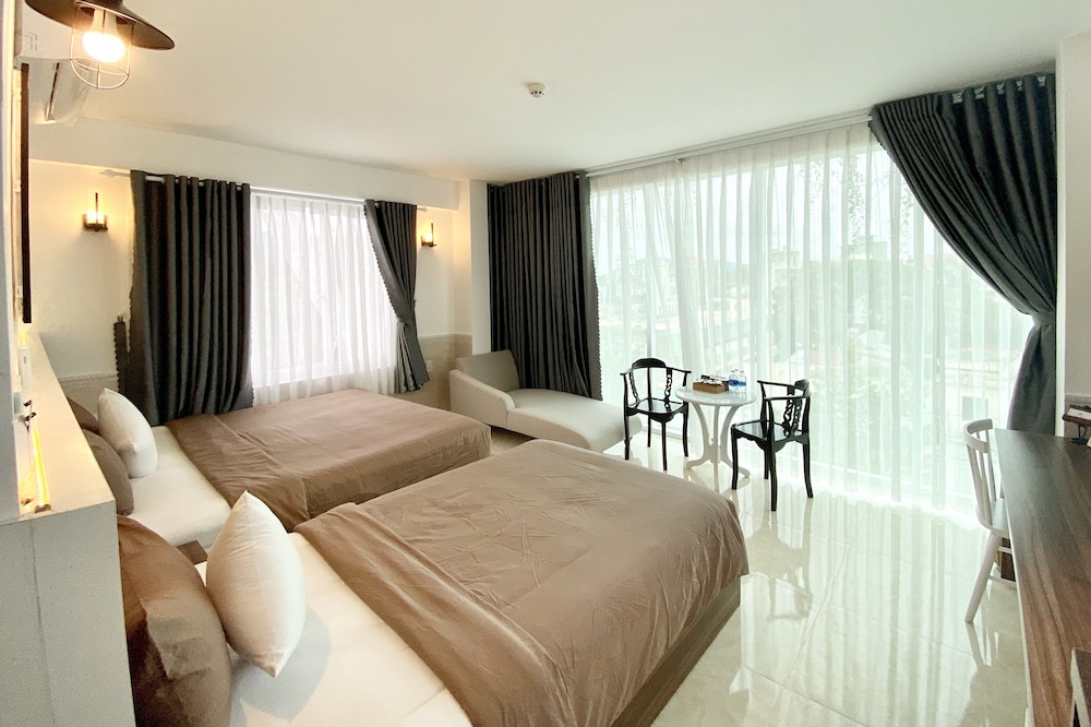 Family Triple Room - Photo 7