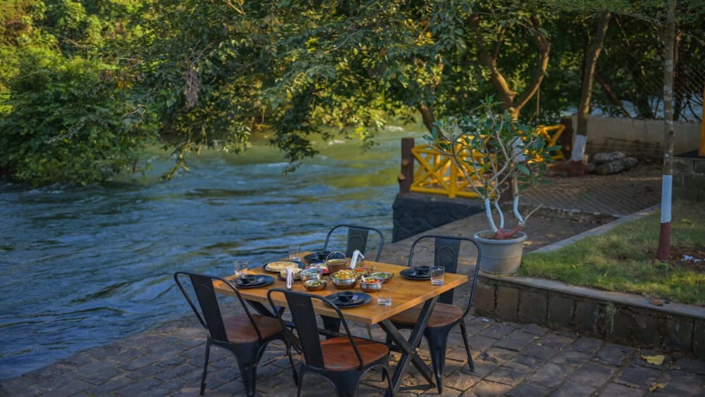 4 Cottage