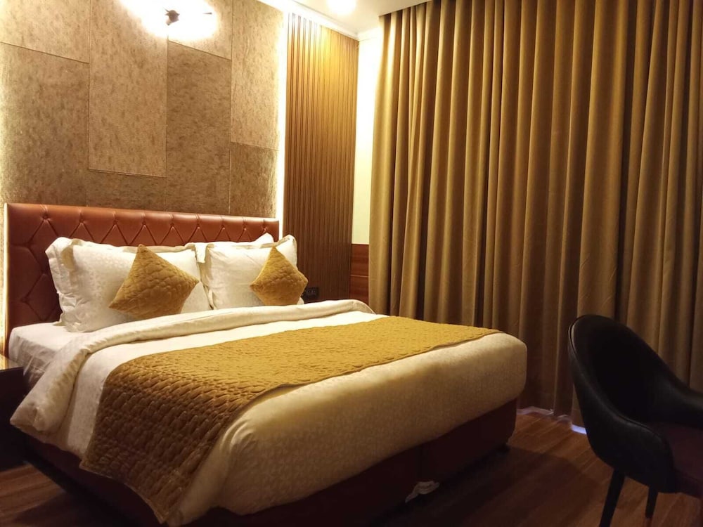 Business Studio Suite