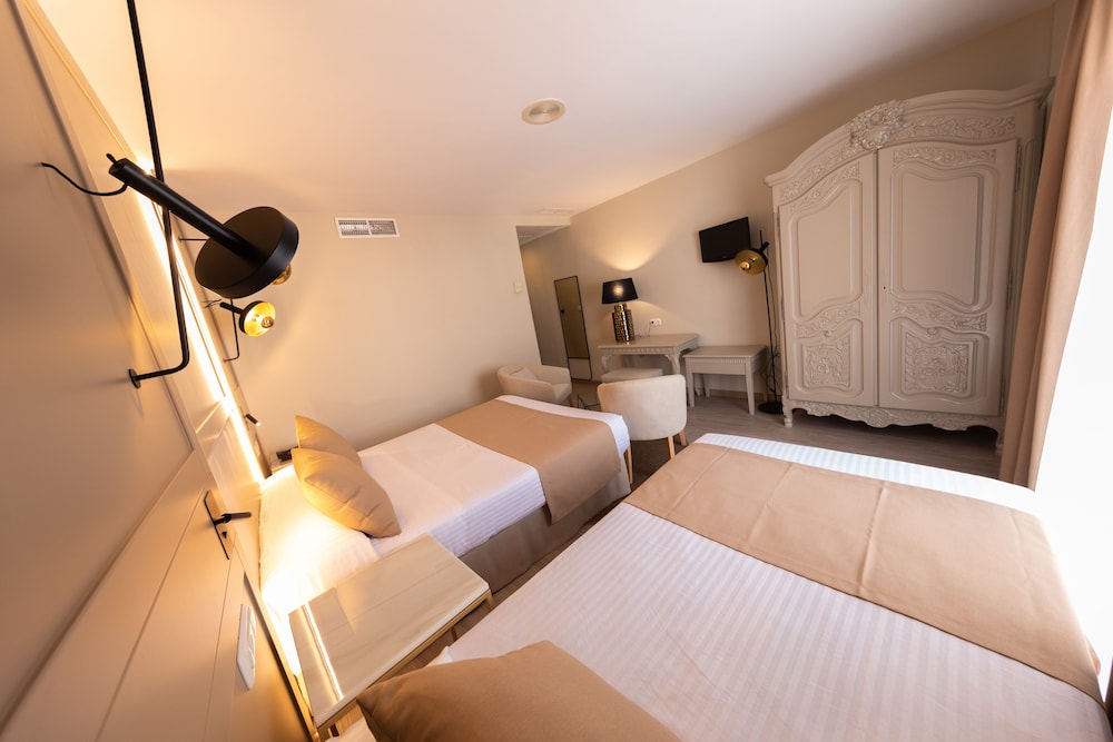 Triple Room, Ocean View photo 3