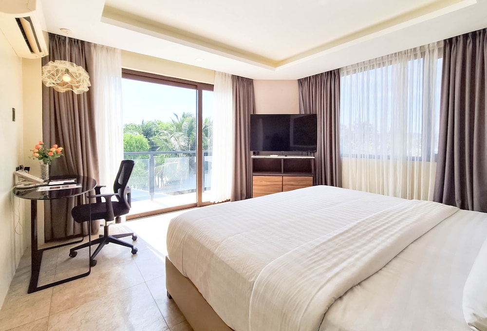 Presidential Studio Suite photo 1