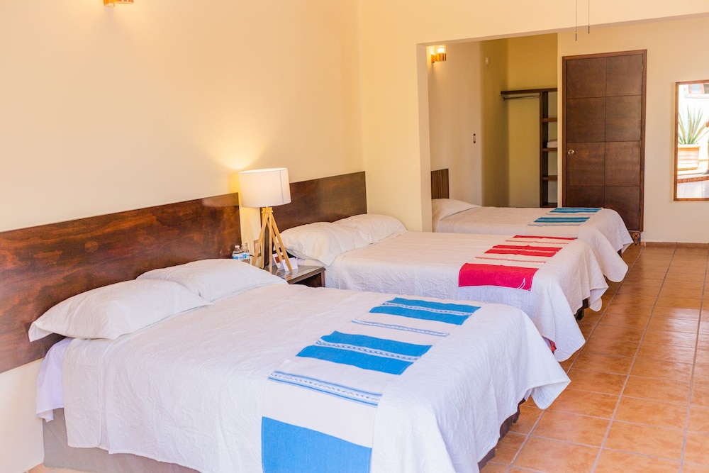 Family Triple Room photo 3