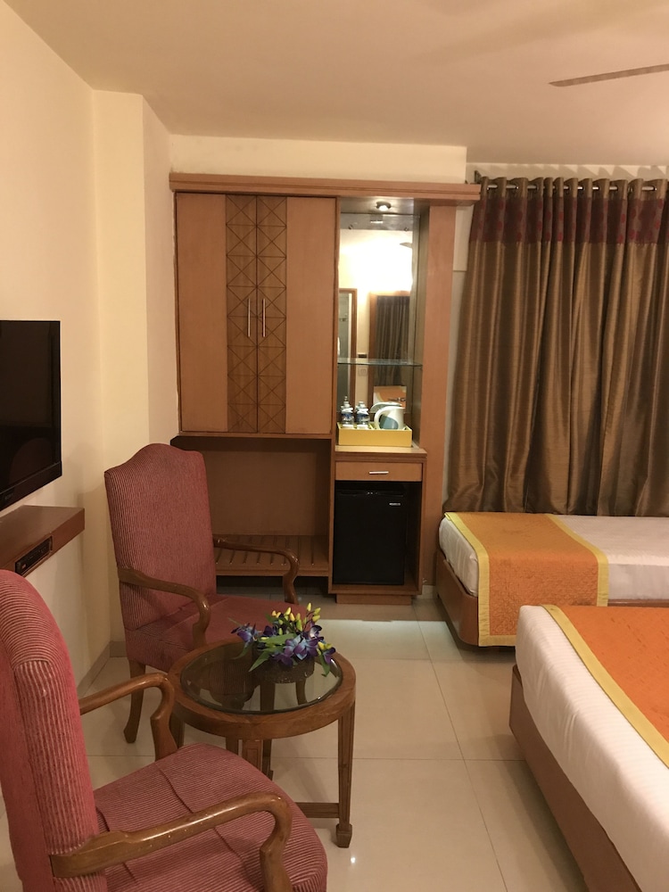 Royal Southern Room - Photo 3